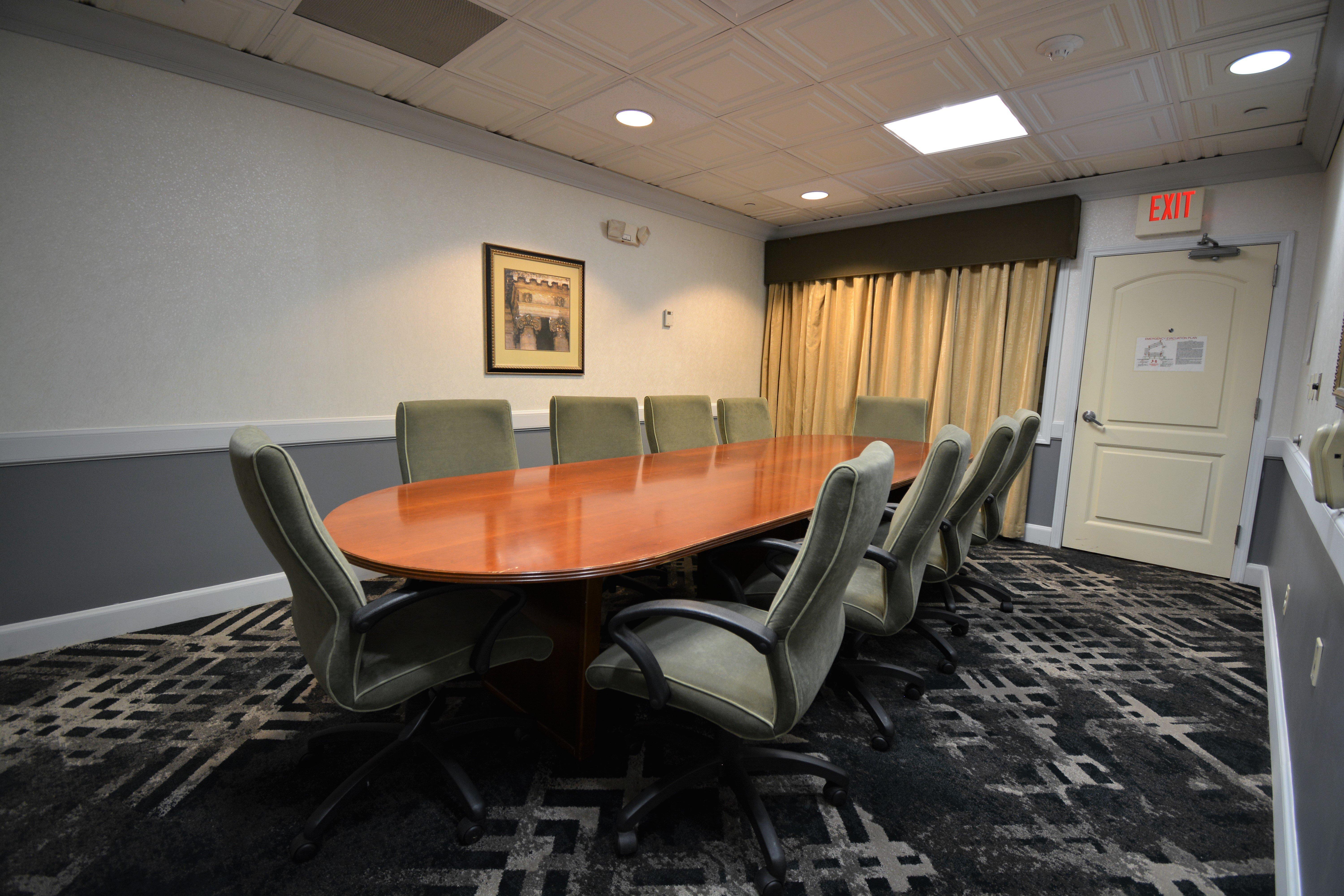 By Ihg Hotel Hazlet